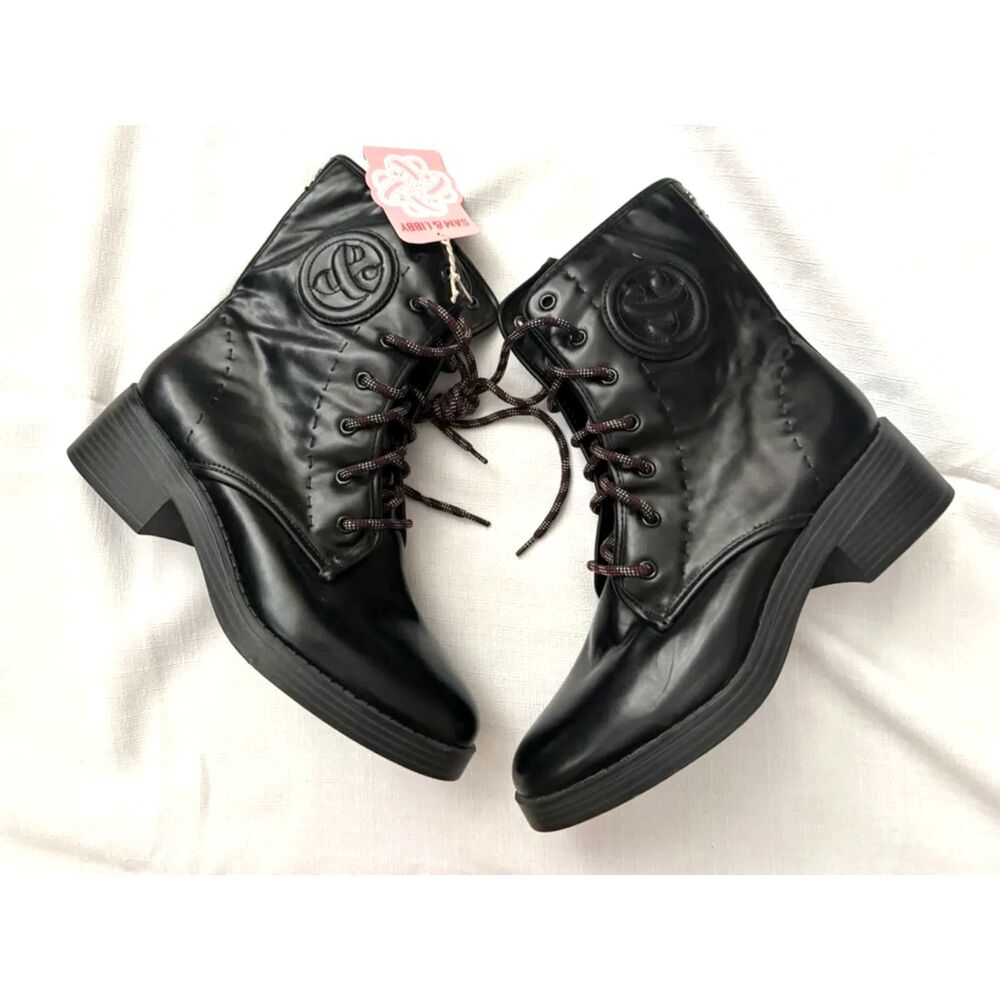 Women's Size: 11 Melanie Lace Up Boots . Sam & Libby . New In The Box